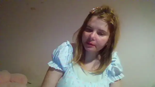 HornyElena online show from November 7, 5:29 pm