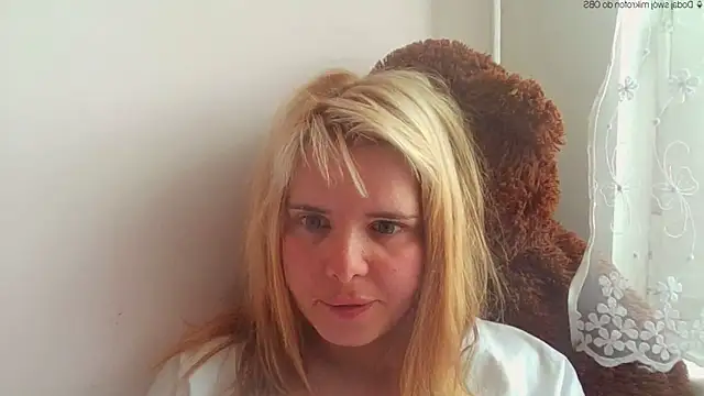 HornyElena online show from May 8, 10:18 am