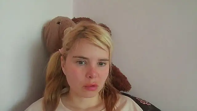 HornyElena online show from July 7, 10:08 am