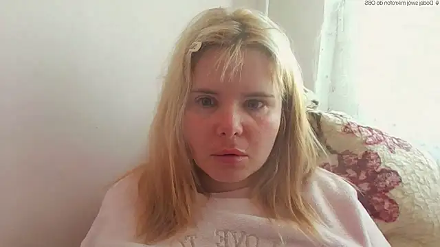 HornyElena online show from May 11, 3:07 pm
