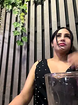 katalellahot03 online show from November 13, 7:46 pm