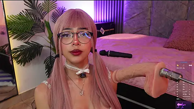  ViolletteNoir  online show from May 25, 9:36 pm