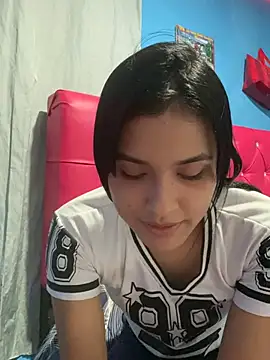 Chiquinquira3 online show from February 11, 4:36 am