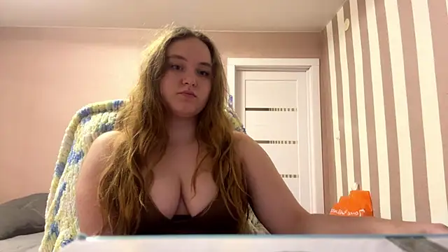 BabyBlissxx online show from May 22, 10:41 pm