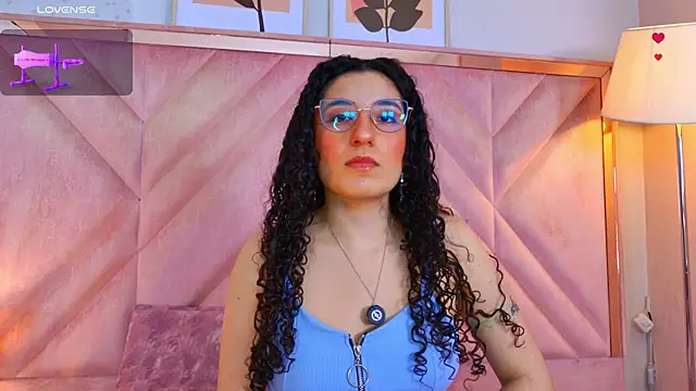 DemiJones  online show from May 21, 5:16 am