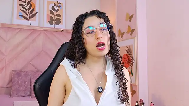 DemiJones  online show from July 3, 5:02 am