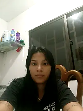 Aliyiah- online show from November 6, 4:18 am