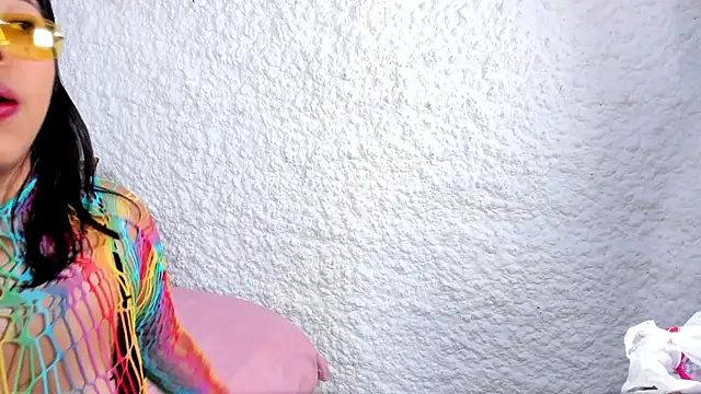 merielenbloom online show from December 15, 12:10 pm