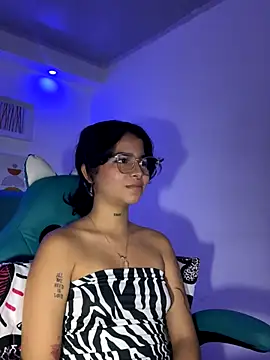  vaiolet owo online show from November 17, 8:48 am