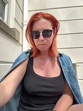 pervimilf online show from May 21, 12:03 pm