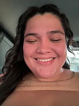 sweetmuslim01 online show from March 23, 9:32 pm