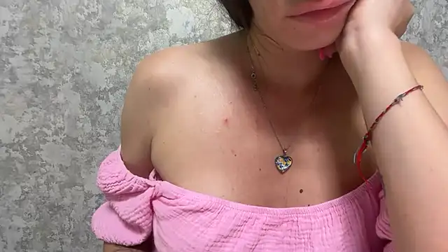 Angelinaa19 online show from May 24, 8:41 pm