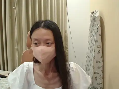Lil-Cherries online show from June 30, 3:44 pm