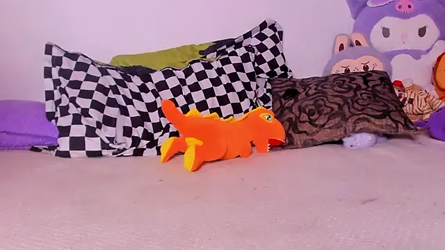 amy  a online show from January 16, 7:15 am