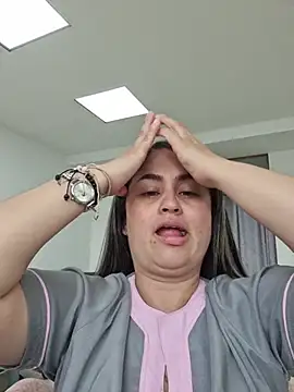 Laurenwc online show from November 11, 7:22 pm