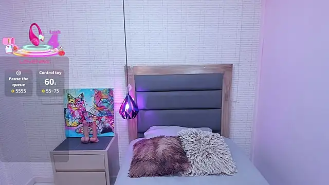 IRENNEBLAZER online show from March 4, 12:45 pm