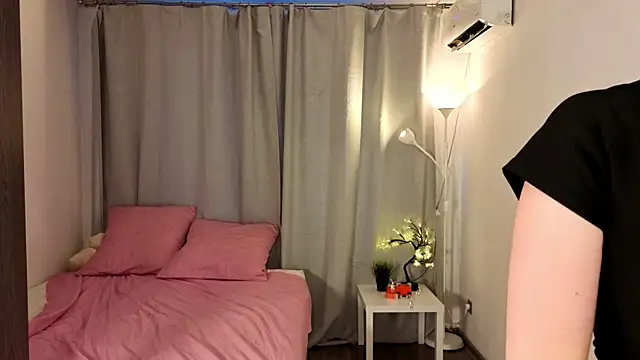mybayby online show from May 26, 4:17 pm