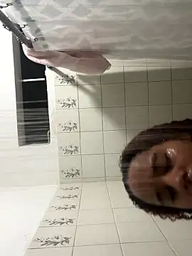 Nicolitalalinda online show from January 10, 4:17 am