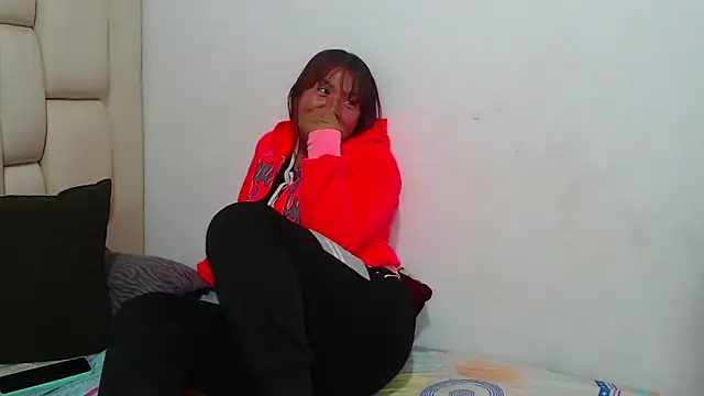 LilyNaughty4u online show from November 10, 9:10 pm