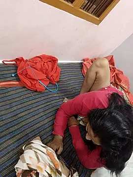 Bade-couple online show from November 17, 5:35 pm