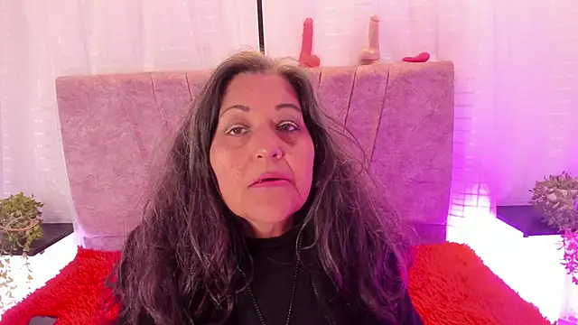 Victoriaa Anderson online show from May 11, 3:40 pm