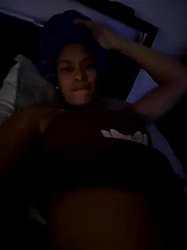 Lindalba online show from November 8, 8:03 pm