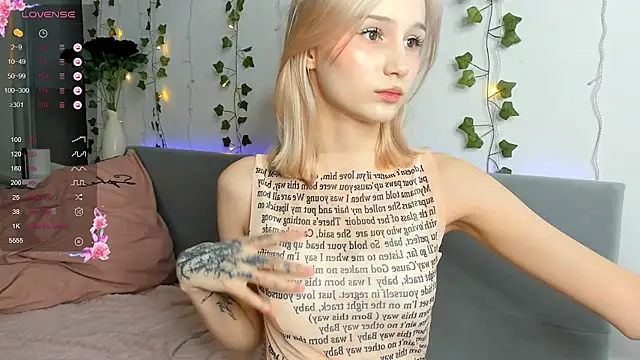 angelellise online show from December 2, 9:06 pm