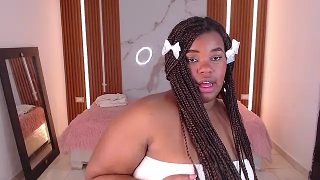 Jhann  online show from November 12, 8:29 pm