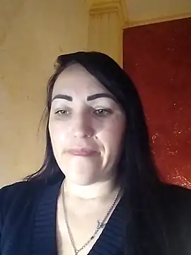 ArianaXFresh online show from December 4, 9:44 am