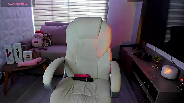 Valery  se online show from December 22, 5:38 pm