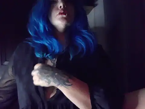 lilithxblue online show from November 17, 6:58 am