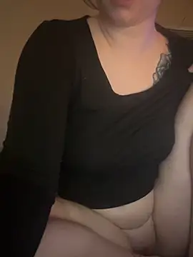 petitegirl467 online show from November 28, 12:41 pm