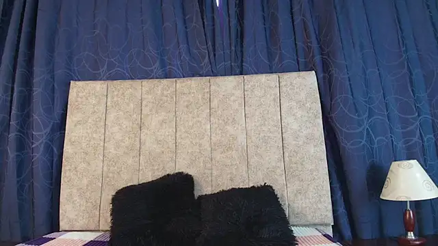 Sofi-Brown online show from December 13, 8:37 pm