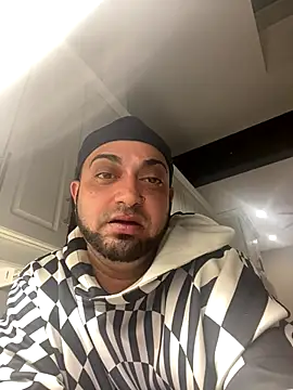 juicythickclit69 online show from November 17, 5:41 am