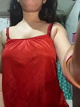 Red Queen 11 online show from July 28, 6:08 pm