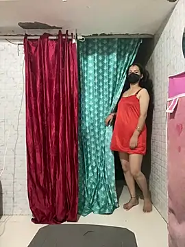 Red Queen 11 online show from July 28, 6:20 pm