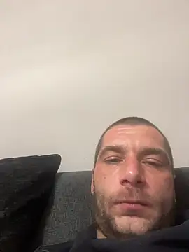 Kinkycouple142 online show from February 18, 11:26 pm