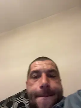 Kinkycouple142 online show from March 17, 10:03 pm