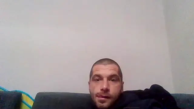 Kinkycouple142 online show from April 10, 7:20 pm