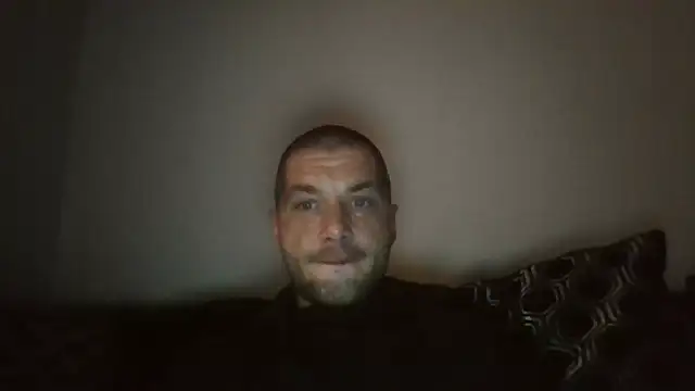 Kinkycouple142 online show from May 22, 9:57 pm