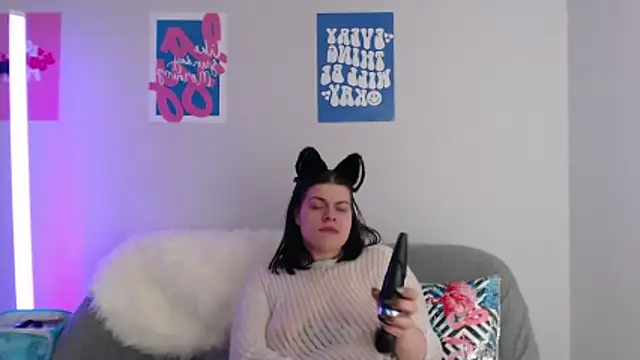 Dona Mafia online show from December 17, 12:05 am