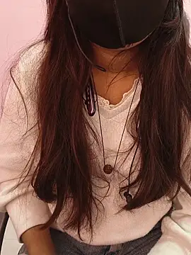 Iamyourdarling online show from November 19, 9:20 am