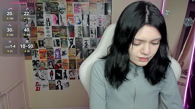 EmmaDarkk online show from January 7, 1:42 am