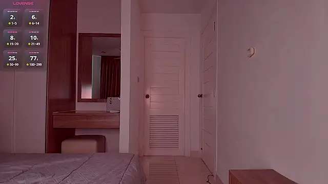 mooniejin online show from March 27, 4:36 am