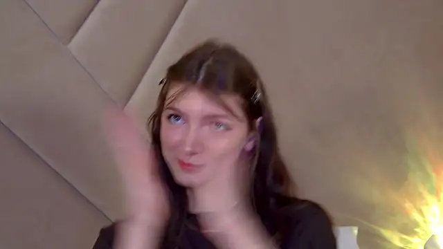 SophiaProve online show from May 15, 4:32 pm