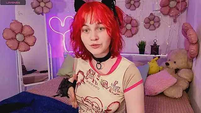 Awawrin online show from April 7, 8:33 pm