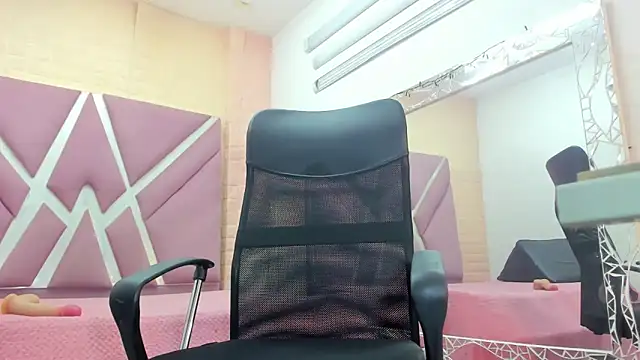 Zoey Moreno online show from November 15, 12:22 am