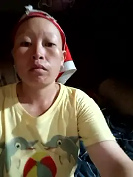 girl-hot2x online show from May 26, 5:18 am