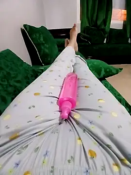 Tota sexi online show from May 19, 12:28 am
