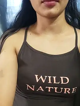 Desire Lu online show from November 13, 10:47 am